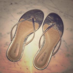 Anacapri Silver leather flip-flops